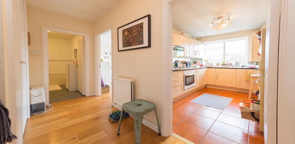 			1 Bedroom, 1 bath, 1 reception Apartment			 Fairfax Road, SWISS COTTAGE